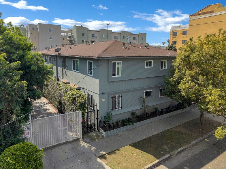 Primary Photo Of 5440 Harold Way, Los Angeles Apartments For Sale