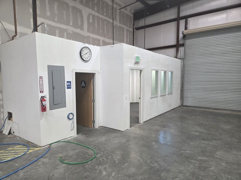 More Photos Of 2266 Central St, Richmond Warehouse For Lease