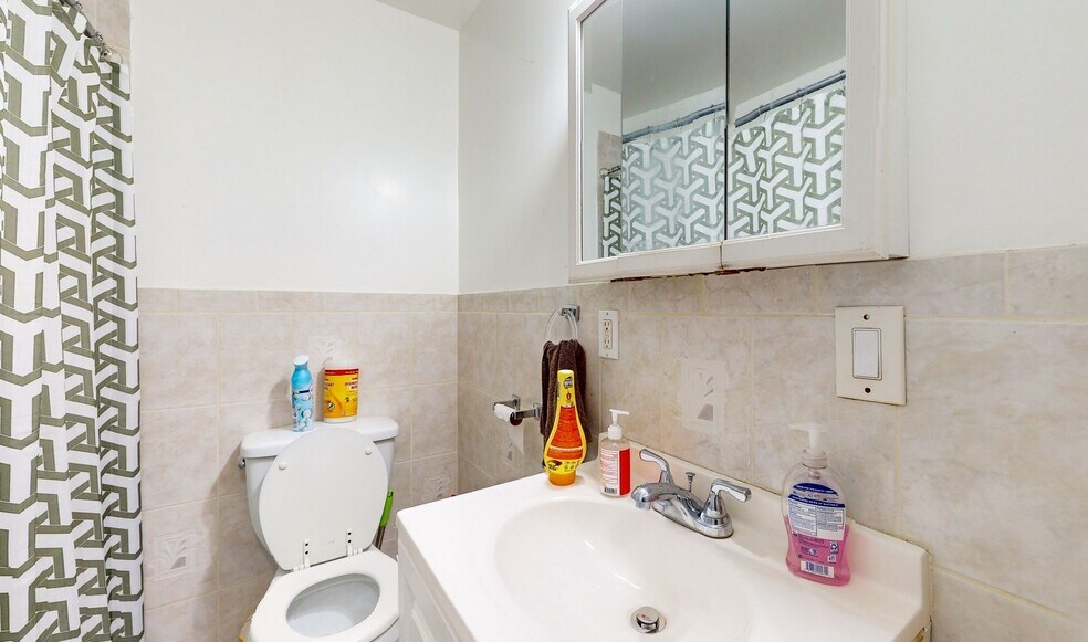 More Photos Of 563 59th St, West New York Apartments For Sale