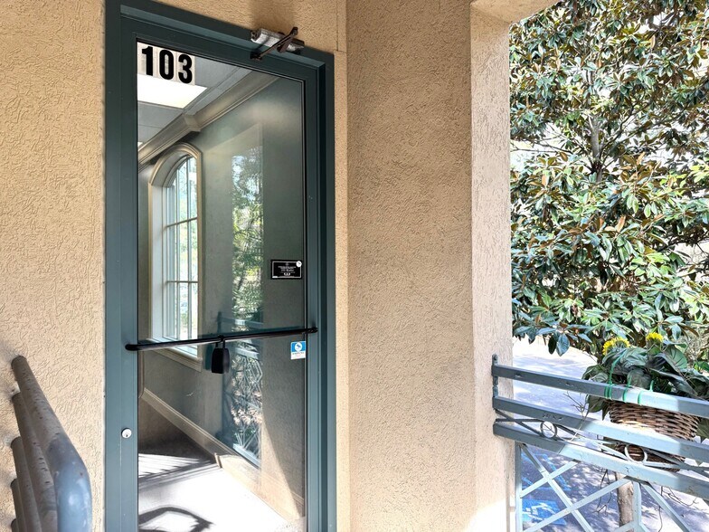 More Photos Of 4 Dunmore Ct, Hilton Head Island Medical For Sale