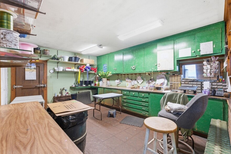 More Photos Of 630 Florida Grove Rd, Perth Amboy Apartments For Sale