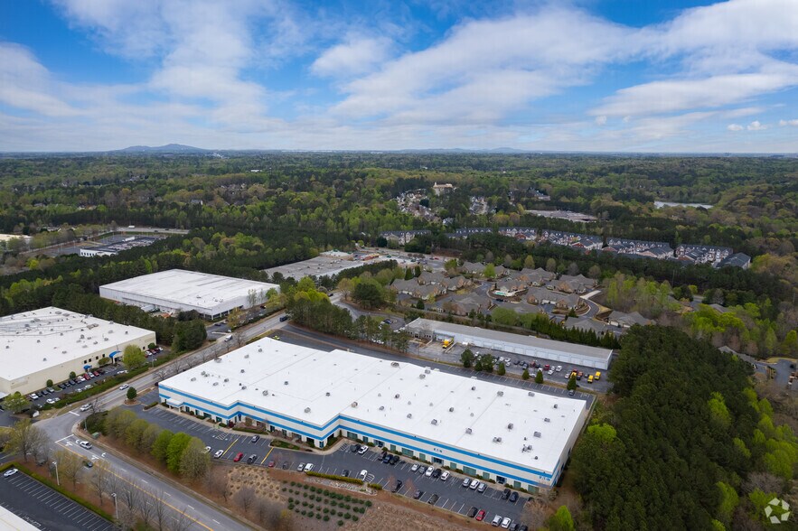 More Photos Of 7000 Highlands Pky SE, Smyrna Warehouse For Lease