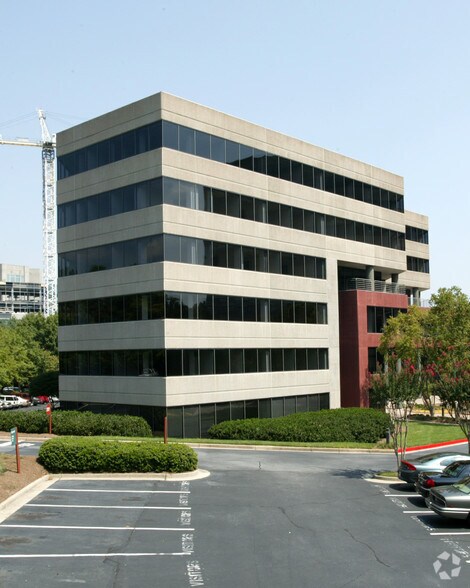 More Photos Of 1100 Johnson Ferry Rd, Atlanta Medical For Lease