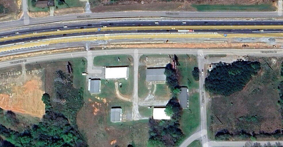 More Photos Of 474 Hampshire Dr, Gaffney Showroom For Lease