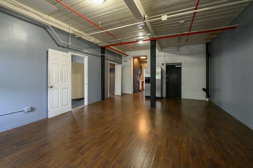 More Photos Of 464 Pratt Street Ext, Meriden Apartments For Sale