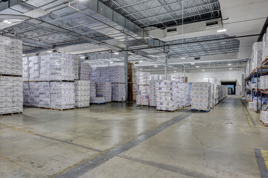 More Photos Of 225 Phillips Blvd, Ewing Flex For Sale