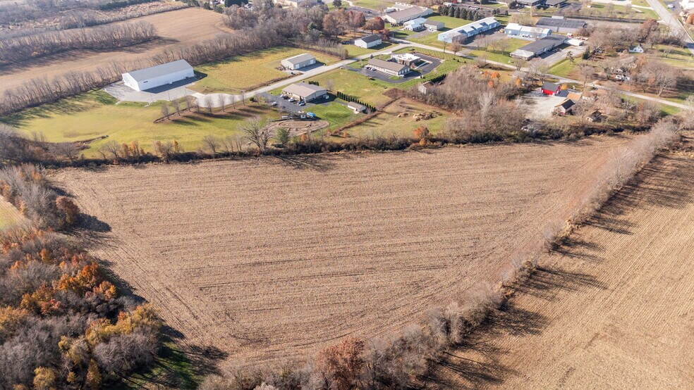 More Photos Of 345 N 400 E, Valparaiso Warehouse For Lease