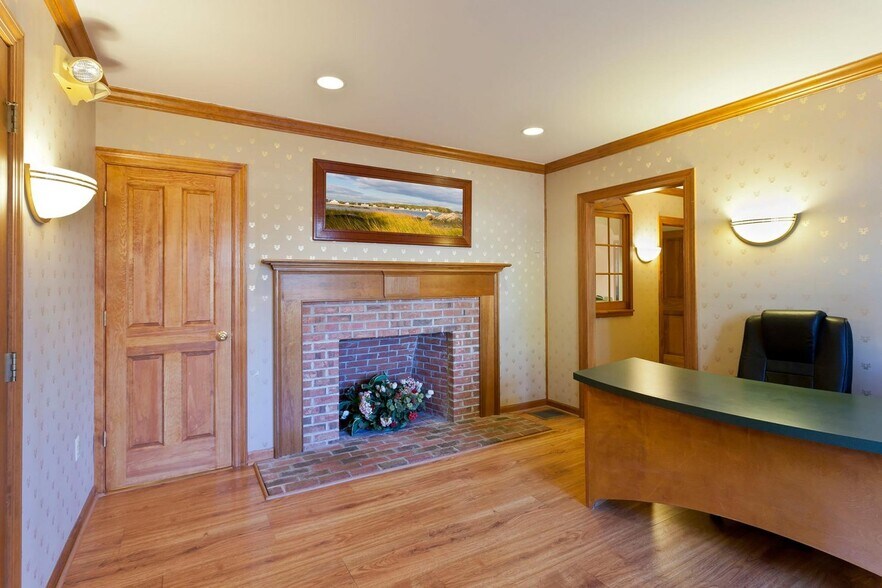 More Photos Of 1720 Post Rd E, Westport Office For Lease