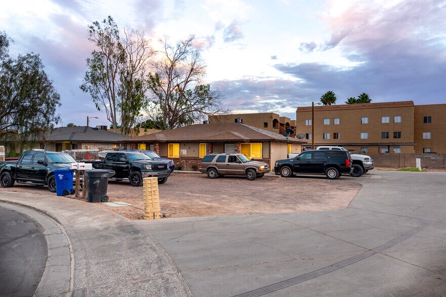 Primary Photo Of 421 E 6th Dr, Mesa Apartments For Sale