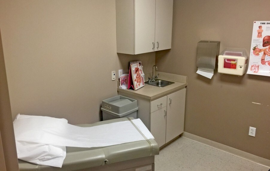 More Photos Of 7402 Davidson Pky S, Stockbridge Medical For Lease