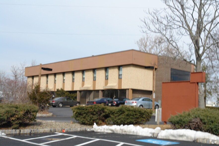 More Photos Of 211 Monmouth Rd, West Long Branch Loft Creative Space For Lease