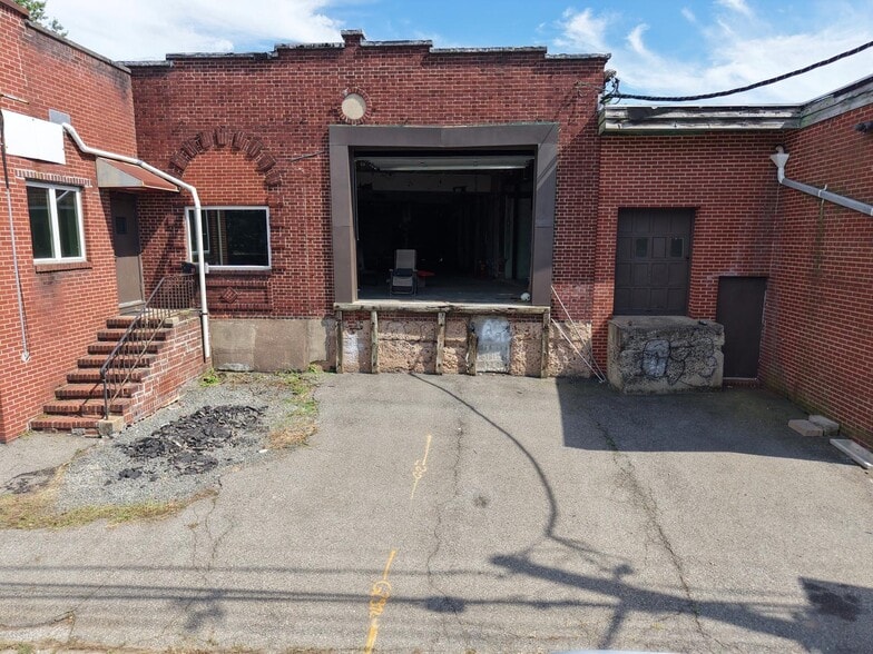 More Photos Of 109 West Shore Ave, Dumont Manufacturing For Sale