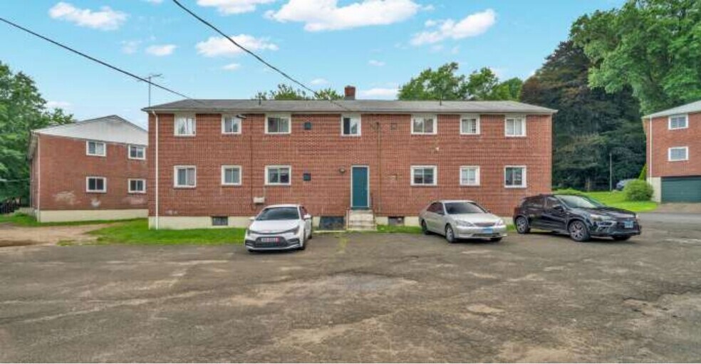 More Photos Of 233 Park Rd, Hamden Multifamily For Sale