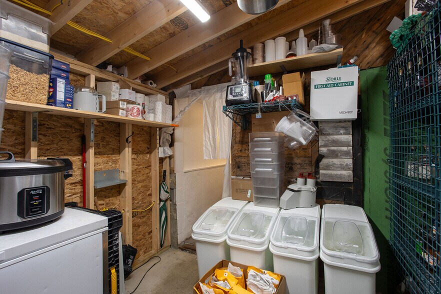 More Photos Of 264 Hillsdale Rd, Egremont Sports And Entertainment For Sale