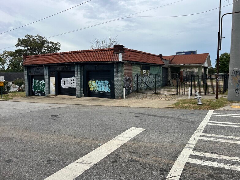 More Photos Of 808 Donald Lee Hollowell Pky NW, Atlanta Land For Sale