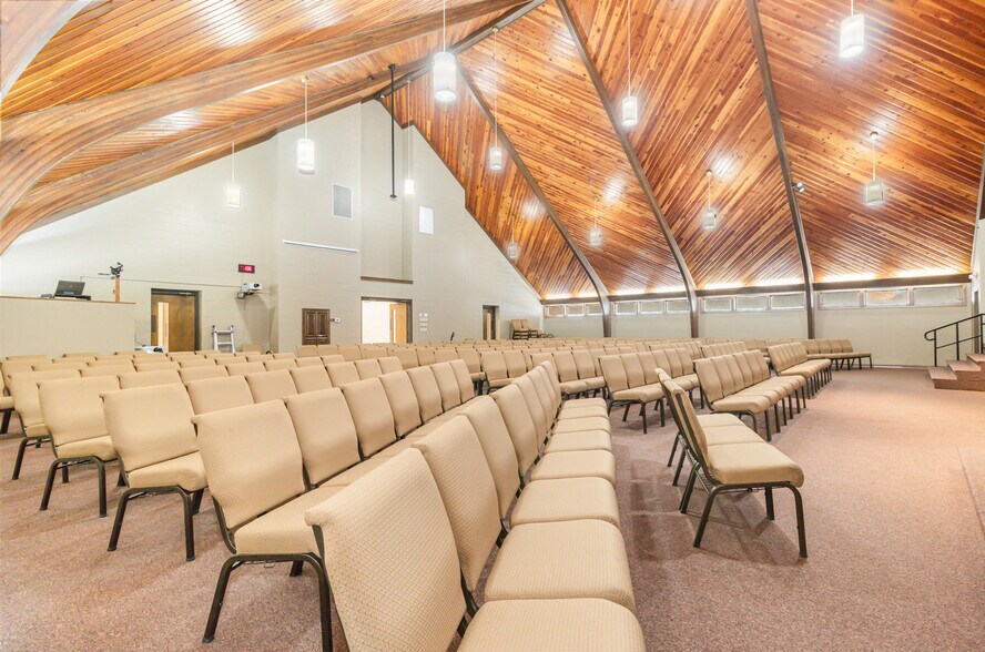 More Photos Of 405 Broadway Ave S, Cokato Religious Facility For Sale