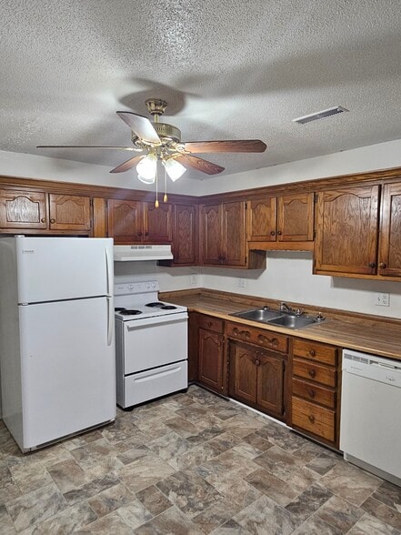 More Photos Of 226 Cedar Lake Rd SW, Decatur Multifamily For Sale