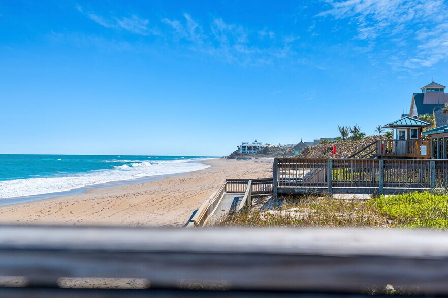 More Photos Of 9300 N A1A, Vero Beach Freestanding For Sale
