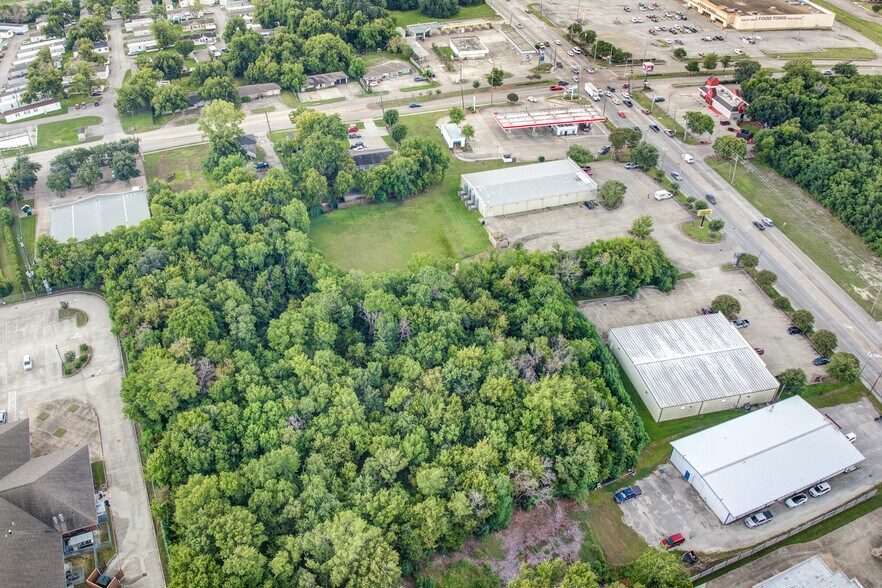 More Photos Of 0 Massey Tompkins, Baytown Land For Sale