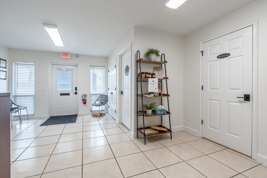 More Photos Of 1720 SE County Highway 484, Belleview Office For Sale