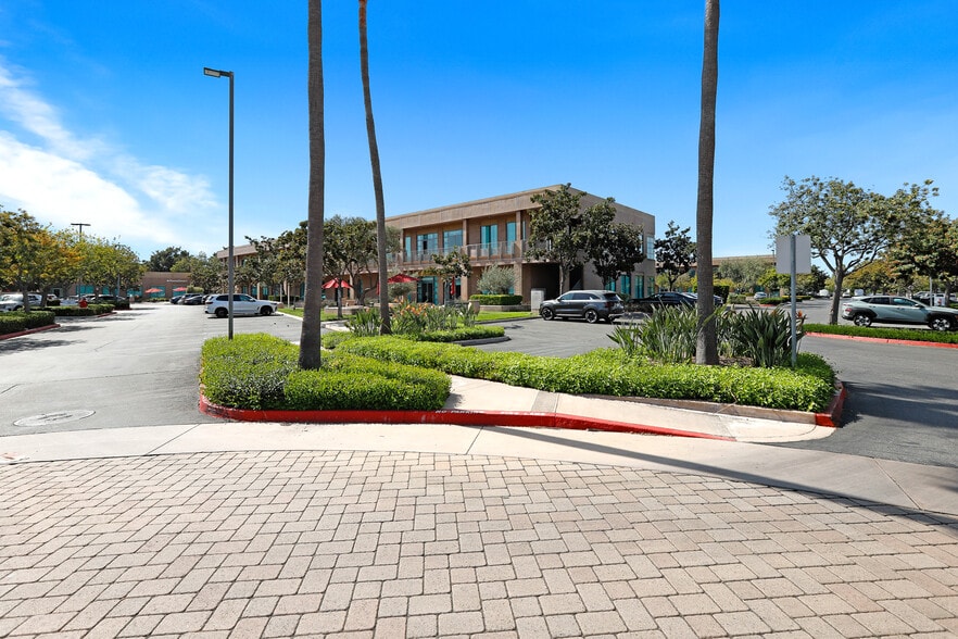 More Photos Of 9891 Irvine Center Dr, Irvine Loft Creative Space For Lease
