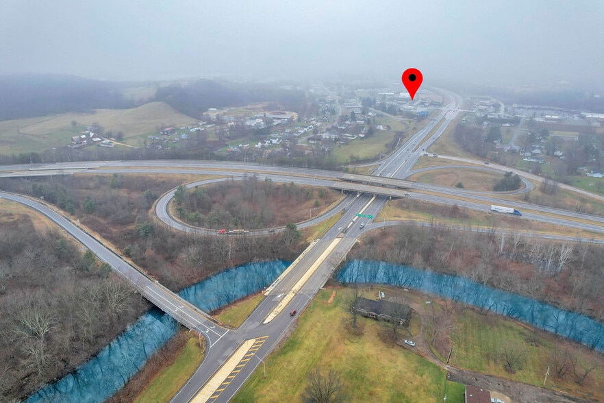 More Photos Of 111 W McCauley Dr, Uhrichsville Hotel For Sale