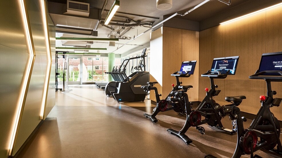 More Photos Of 5300 Wisconsin Ave, Washington Apartments For Lease