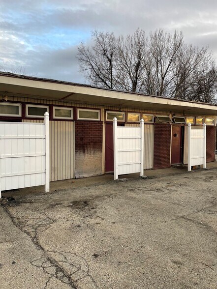 Primary Photo Of 1308 Lincoln Hwy, North Versailles Hotel For Sale