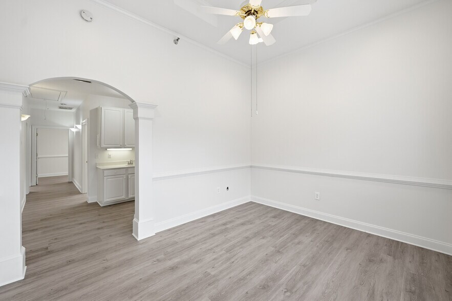 More Photos Of 103 Weatherstone Dr, Woodstock Medical For Lease