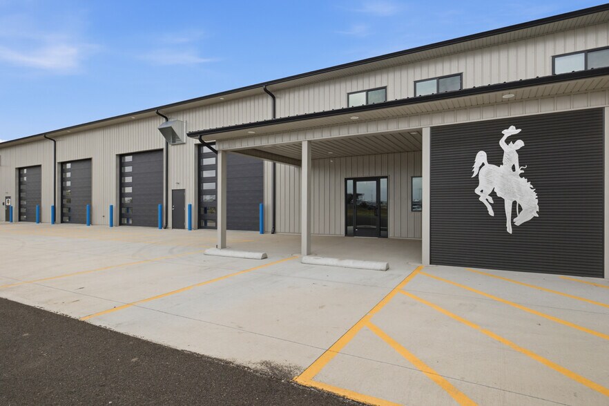 More Photos Of 2521 Granite Peak dr, Cheyenne Warehouse For Lease