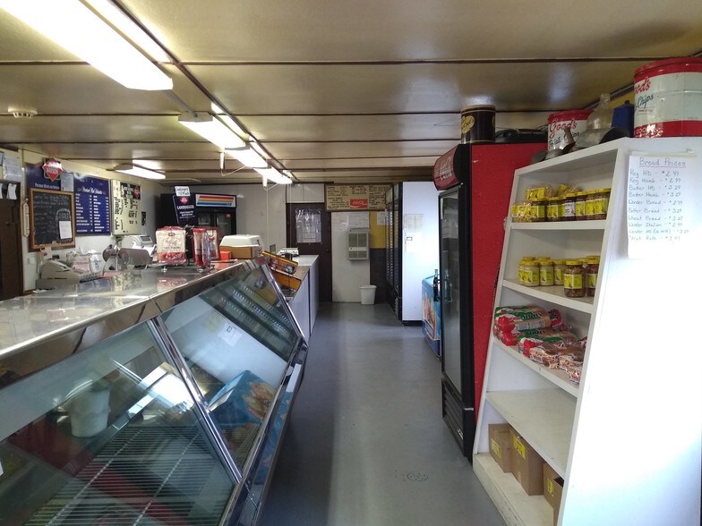 More Photos Of 124 Mahoning Dr E, Lehighton Storefront For Sale