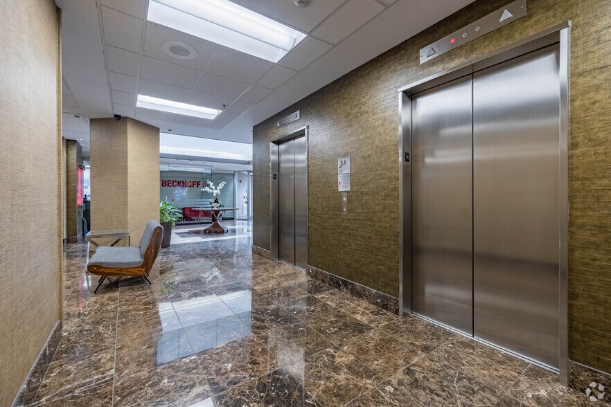 More Photos Of 4770 Duke Dr, Mason Office For Lease