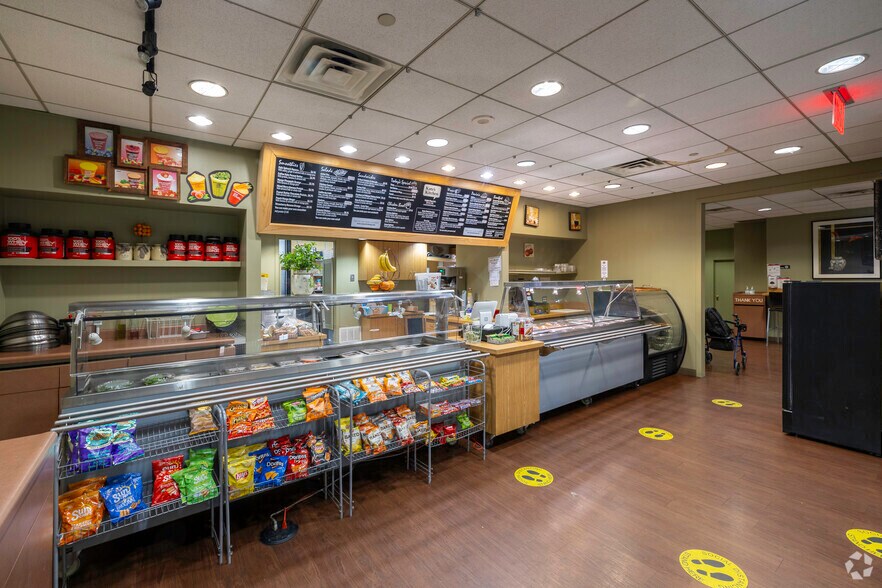 More Photos Of 777 Terrace Ave, Hasbrouck Heights Office For Lease