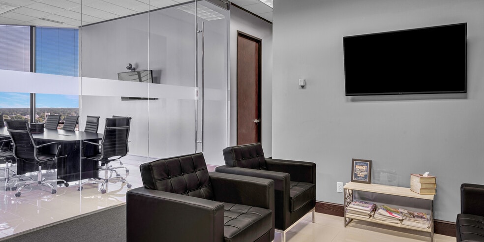 More Photos Of 200 Jefferson Ave, Memphis Office For Sale