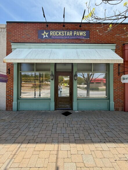 More Photos Of 1334 13th St, Columbus Freestanding For Lease