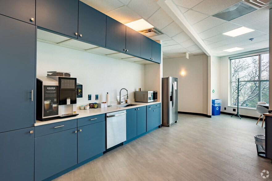 More Photos Of 6275 Joyce Dr, Arvada Office For Sale