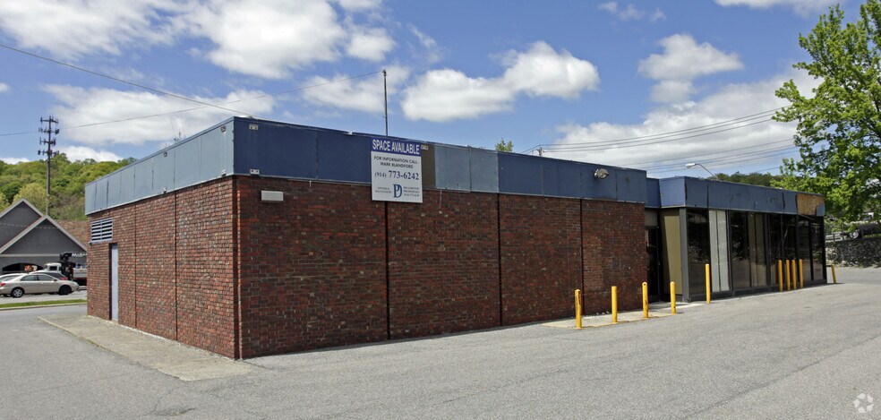 More Photos Of 711-747 Bedford Rd, Bedford Hills Unknown For Lease