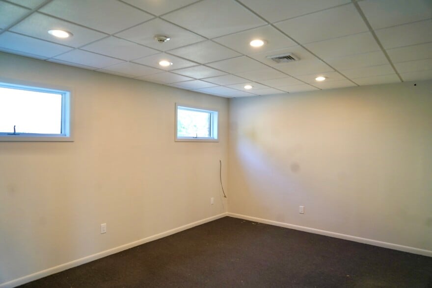 More Photos Of 29 Church St, Ramsey Office For Sale