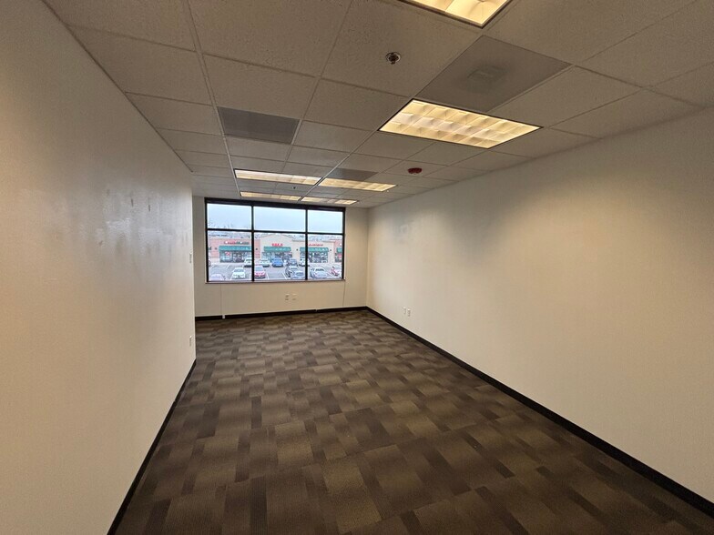 More Photos Of 18801 E Mainstreet, Parker Medical For Sale