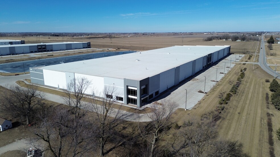 Primary Photo Of 2600 20th Ave SW, Altoona Distribution For Lease