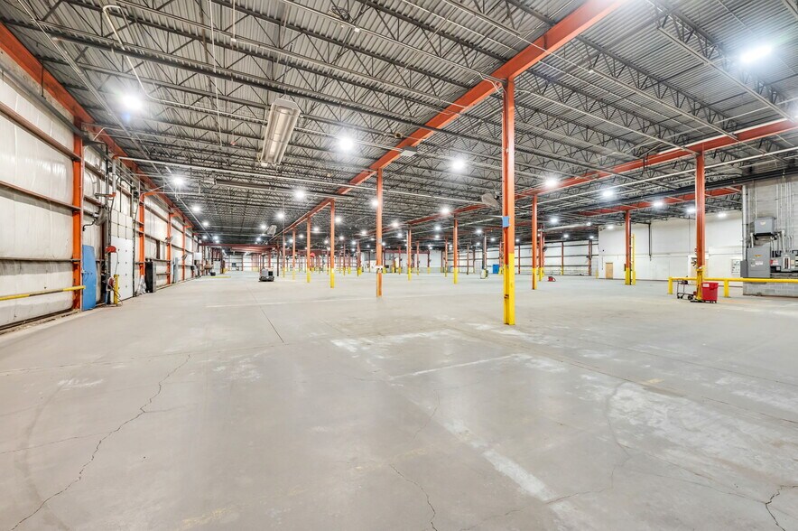 More Photos Of 111 Mosher St, Holyoke Warehouse For Lease