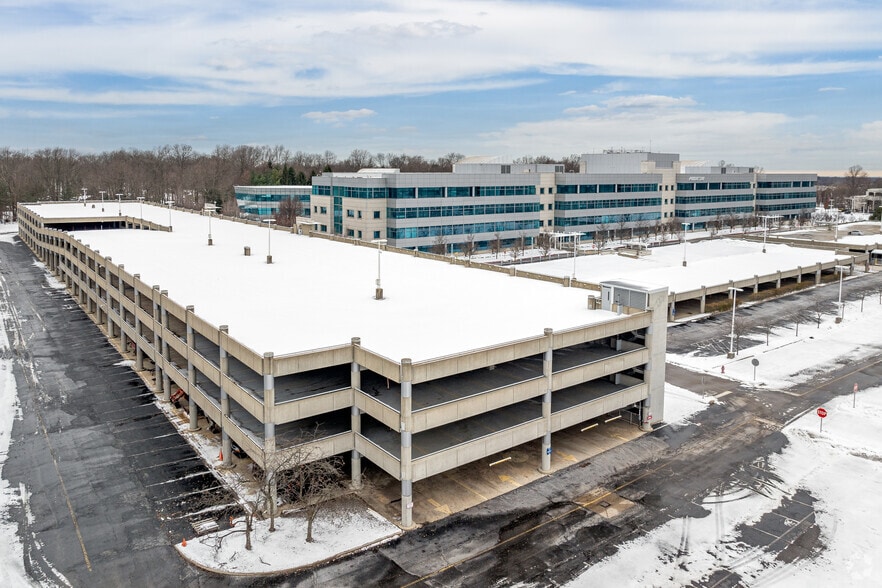 More Photos Of 6300 Wilson Mills Rd, Mayfield Village Office For Sale