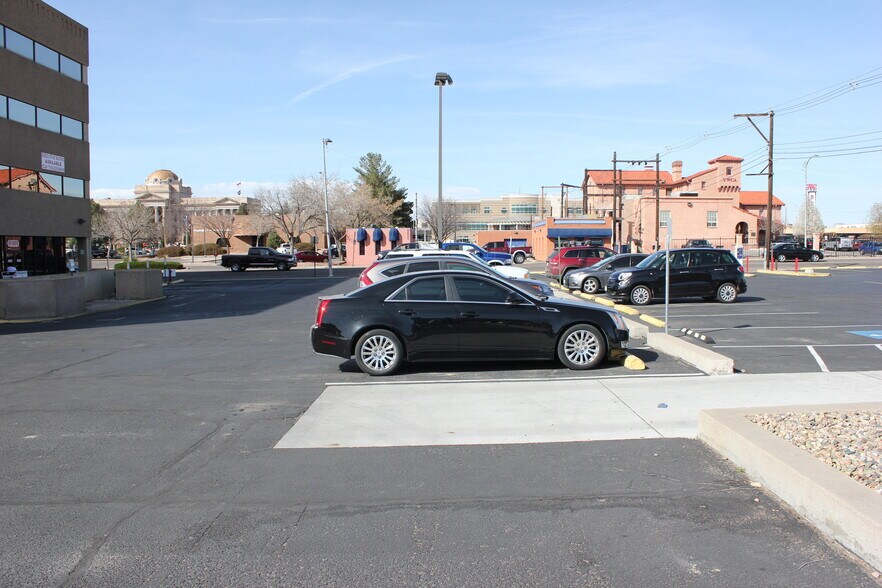 More Photos Of 720 N Main St, Pueblo Office For Lease