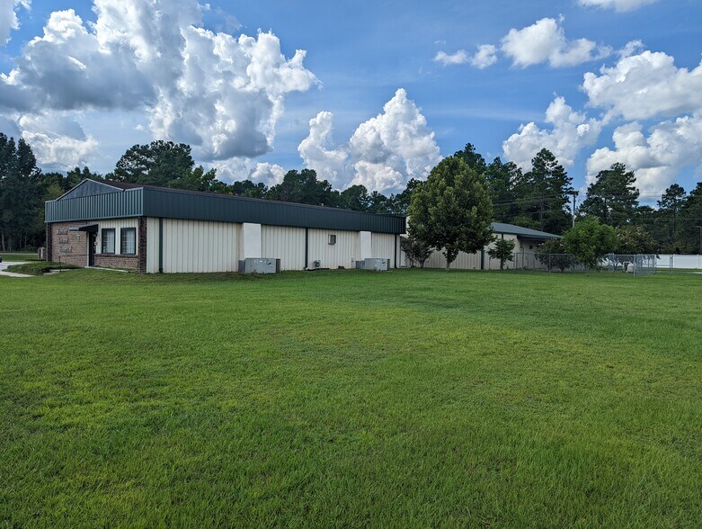 More Photos Of 2608 E Highway 76, Marion General Retail For Sale