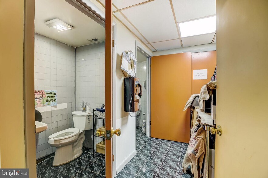 More Photos Of 1125 S Charles St, Baltimore Storefront Retail Residential For Sale