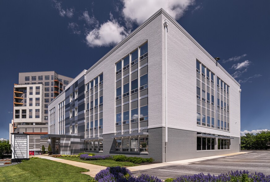 More Photos Of 200 E Joppa Rd, Towson Office For Lease
