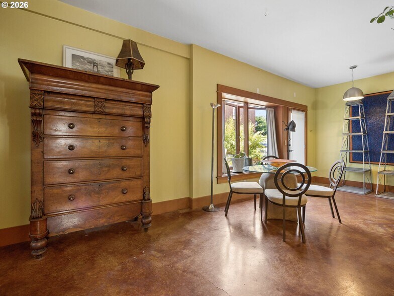 More Photos Of 5400 NE 30th Ave, Portland Office For Lease