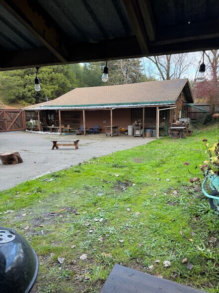 More Photos Of 12060 Highway 116 Hwy, Guerneville Storefront For Sale