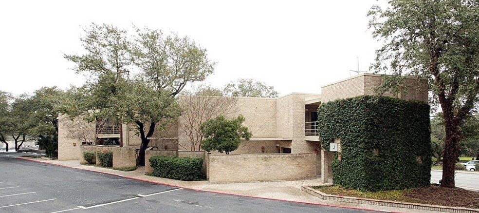 More Photos Of 8647 Wurzbach Rd, San Antonio Medical For Sale