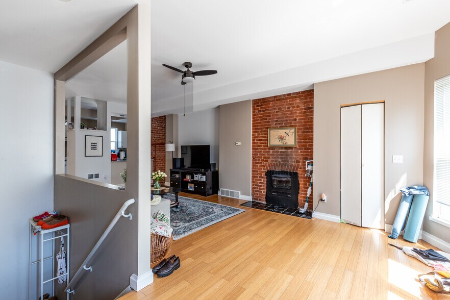 More Photos Of 158 Park St, Buffalo Apartments For Sale